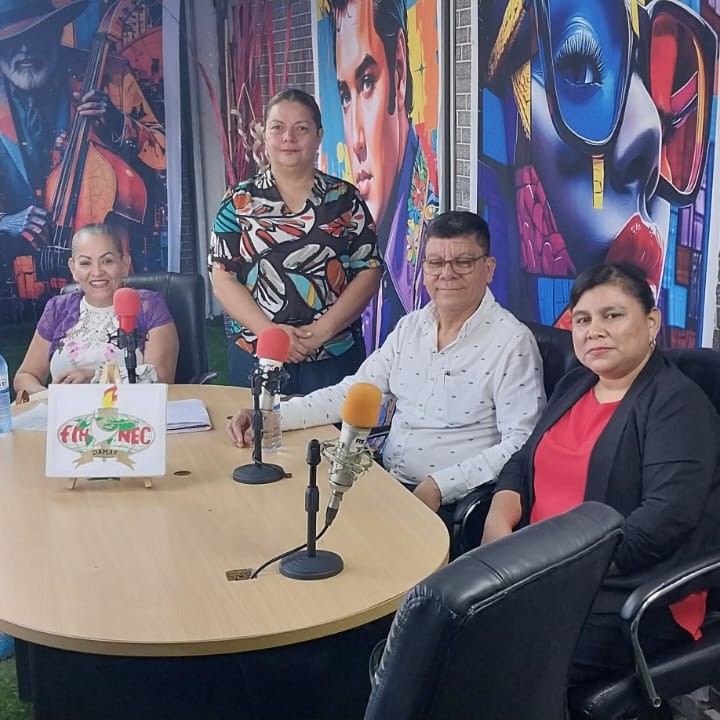 Programa en cabina Radio Freedom